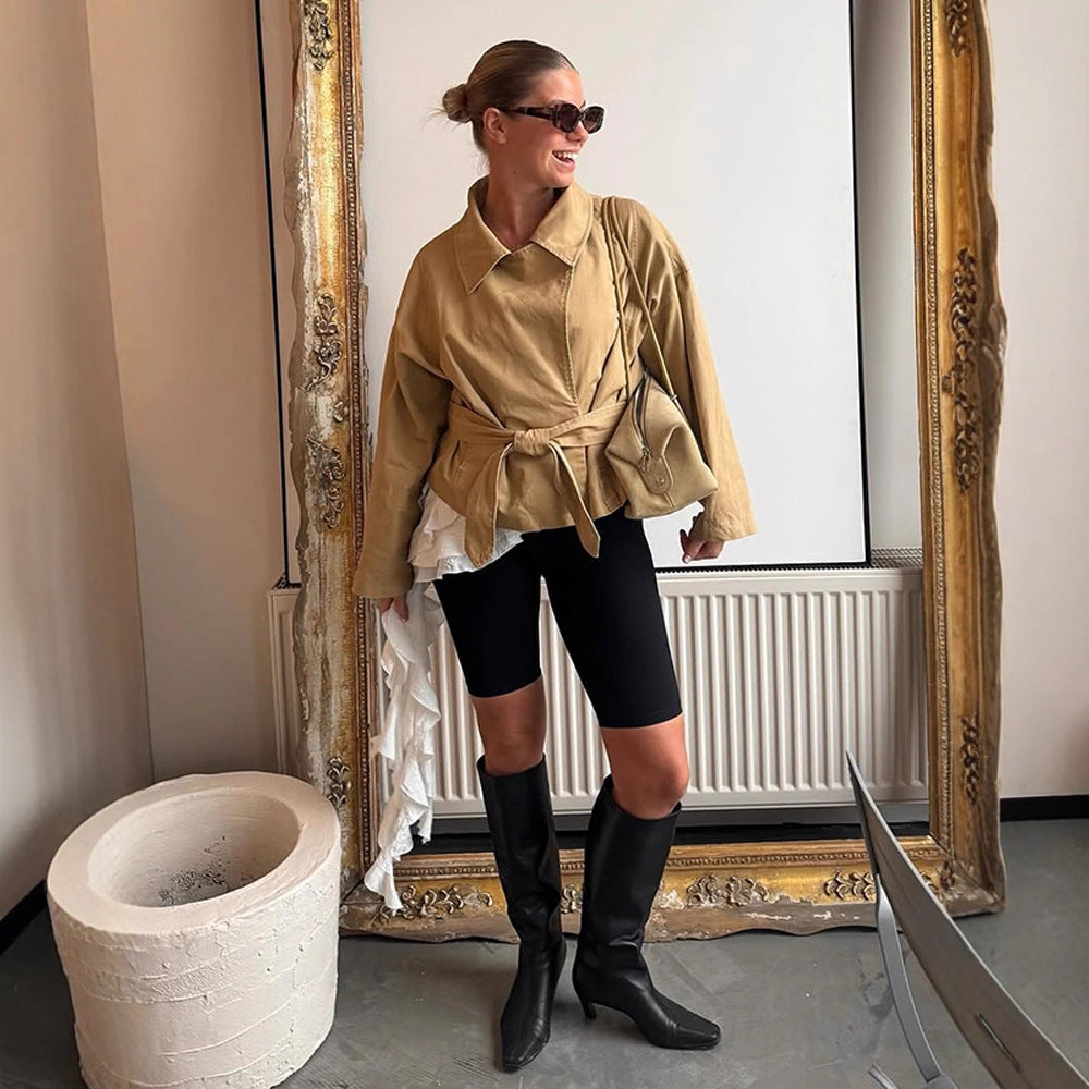 Damen Kurze Taillierte Canvas-Jacke mit Bindegürtel und überschnittenen Schultern Nord Taschen