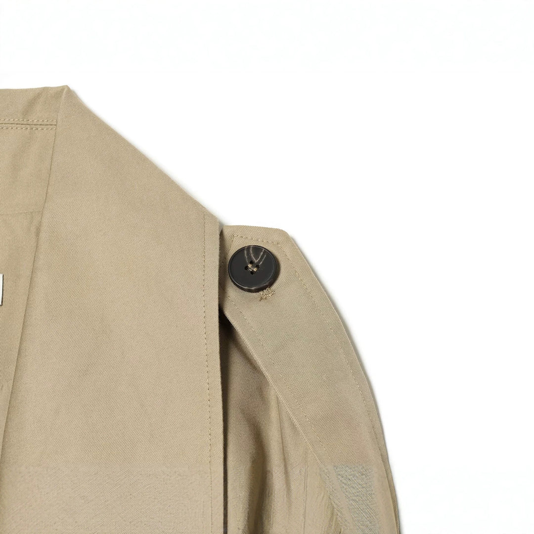 Damen Kurzjacke im Trenchstil mit Boxy-Schnitt, Doppelreihe und Schulterklappen Nord Taschen