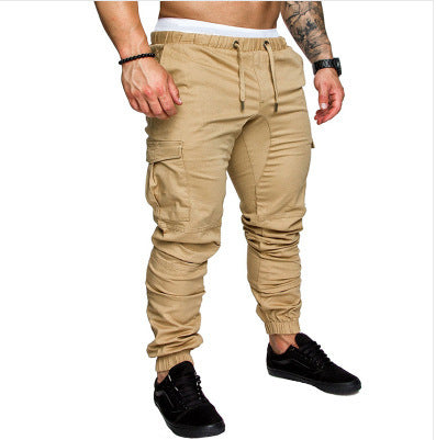 Herren taillierter Cargo-Jogger mit elastischem Bund, Kordelzug und aufgesetzten Taschen Nord Taschen
