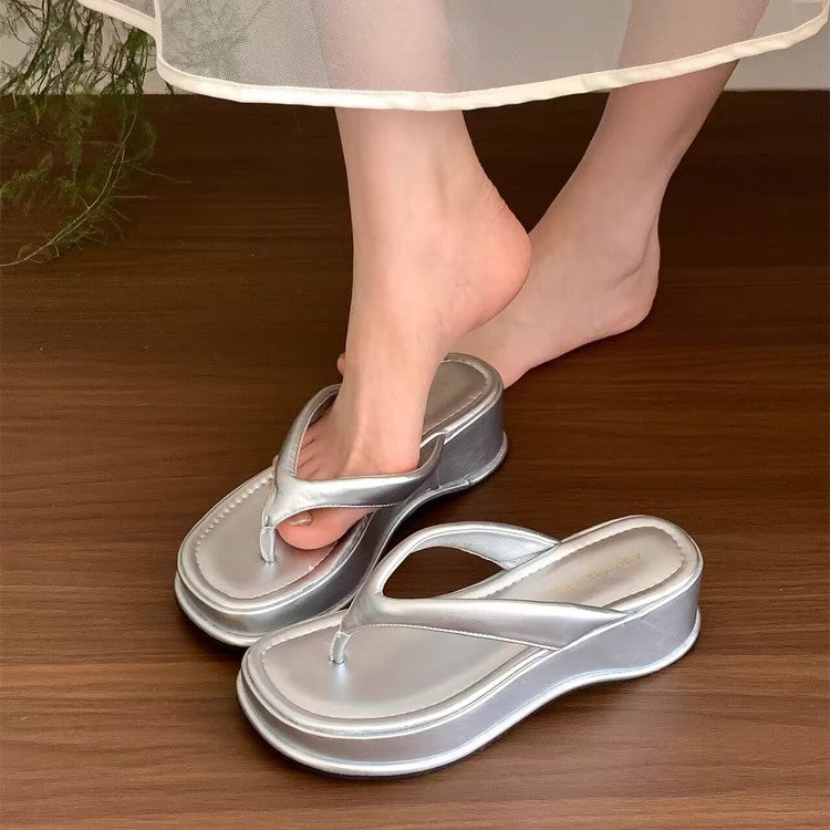 Damen trendige Wedge-Zehentrenner mit elegantem Obermaterial