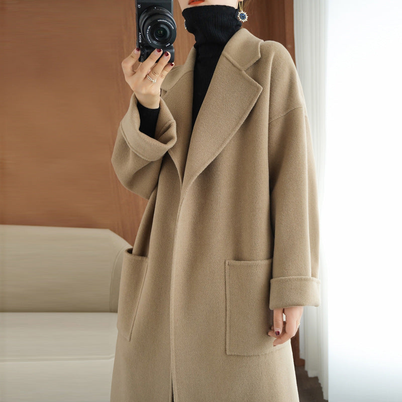 Damen Eleganter Wollmantel mit oversized Schnitt Nord Taschen