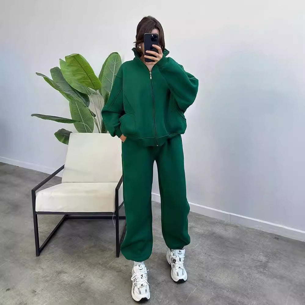 Damen Oversize Fleece-Set mit Reißverschlussjacke und weiten Jogginghosen Nord Taschen