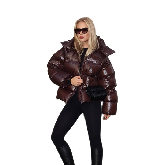 Damen Oversize Steppjacke in Lackoptik mit hohem Kragen und wattierter Fütterung Nord Taschen