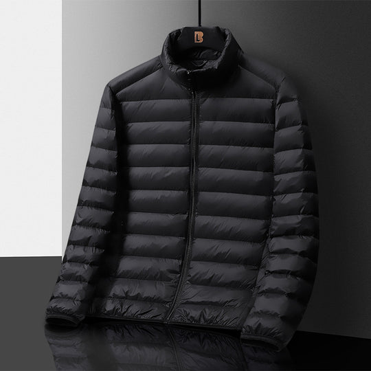 Herren Ultraleichte gesteppte Daunenimitat‑Steppjacke mit Stehkragen und Packfunktion Nord Taschen