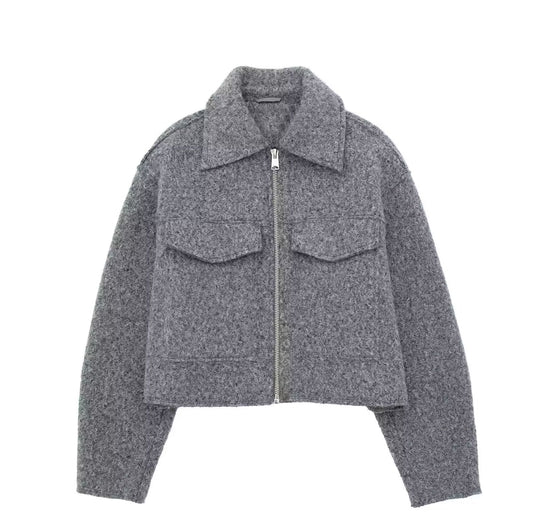 Damen Kurz geschnittene Teddyjacke mit Reißverschluss, Kragen und aufgesetzten Klappentaschen Nord Taschen