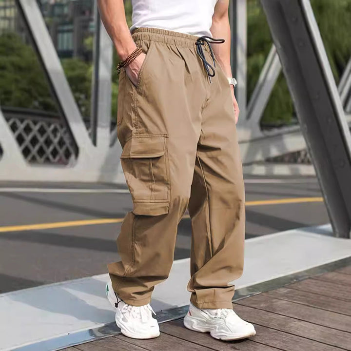 Herren Cargo-Hose mit vielen funktionalen Taschen und lockerer Passform