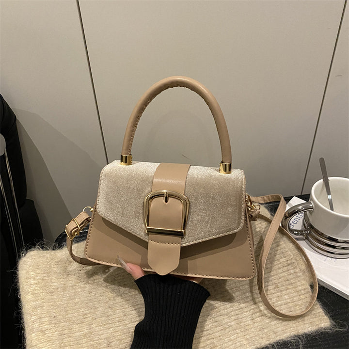 Damen Schultertasche mit eleganter Schnallenverzierung Nord Taschen