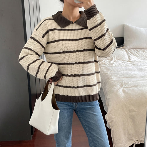 Damen Gestreifter Pullover mit Kragen Nord Taschen