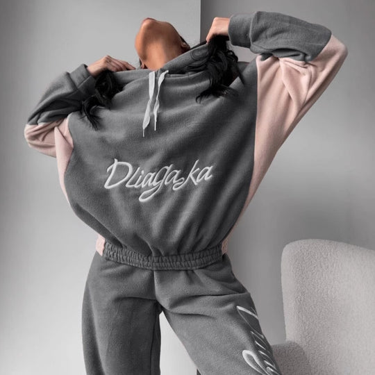 Damen kuscheliges Hoodie-Set mit kontrastärmel, elastischer High-Waist-Jogginghose und überschnittener Kapuze Nord Taschen