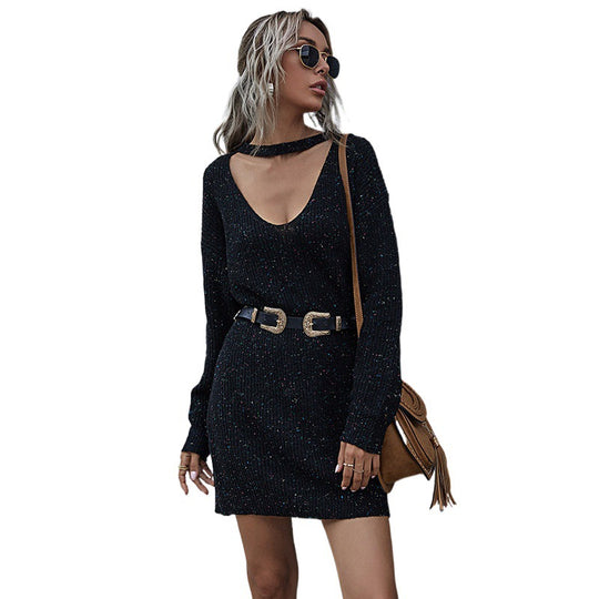 Damen Elegantes Strickkleid mit tiefem Ausschnitt und Gürtel Nord Taschen