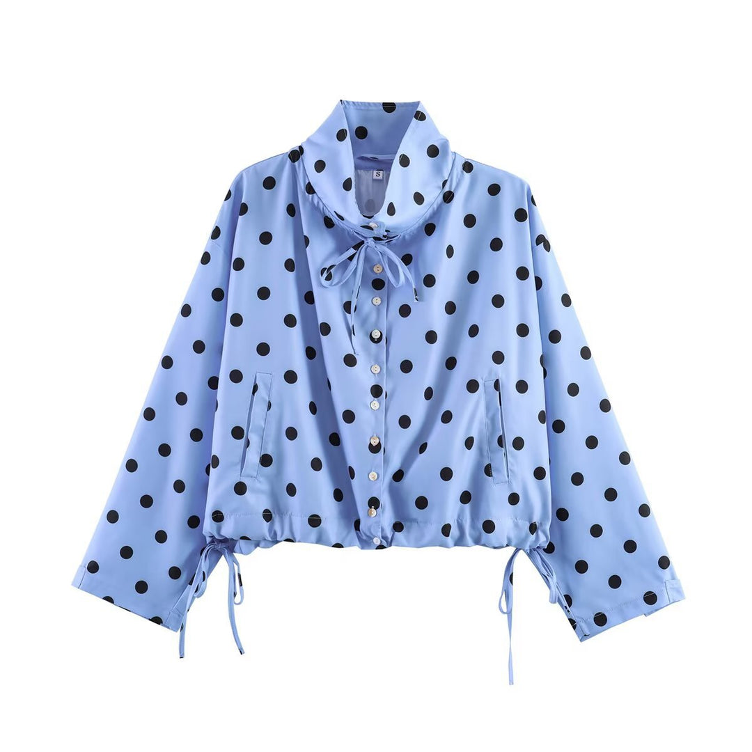 Damen Gepunktete Cropped Bluse‑Jacke mit hohem Tunnelzugkragen und Kordelbund Nord Taschen