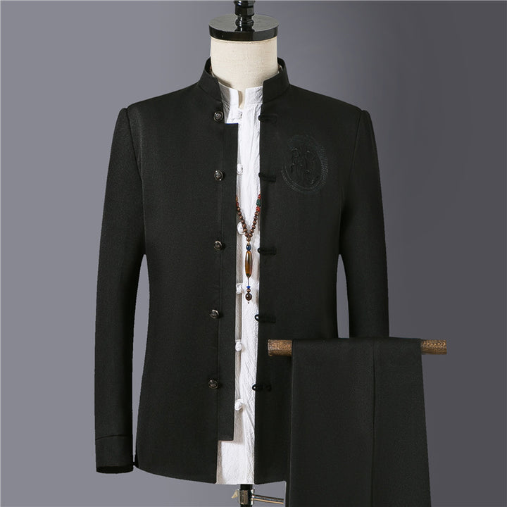 Herren asiatisch inspirierte Mandarinjacke mit Stehkragen, Knotenknopfleiste und tonalem Stick-Emblem Nord Taschen