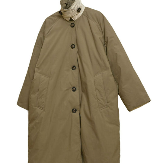 Damen Wattierter Longmantel mit Stehkragen, Knopfleiste und weitem Schnitt Nord Taschen