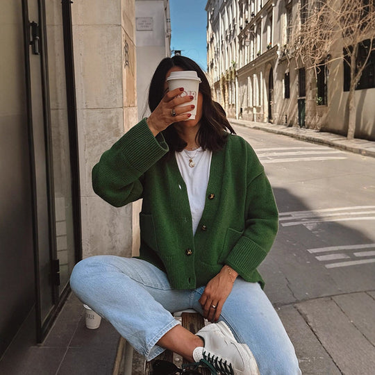 Damen Oversize-Strickcardigan mit Zierknopfleiste, aufgesetzten Taschen und verlängerten Bündchen Nord Taschen