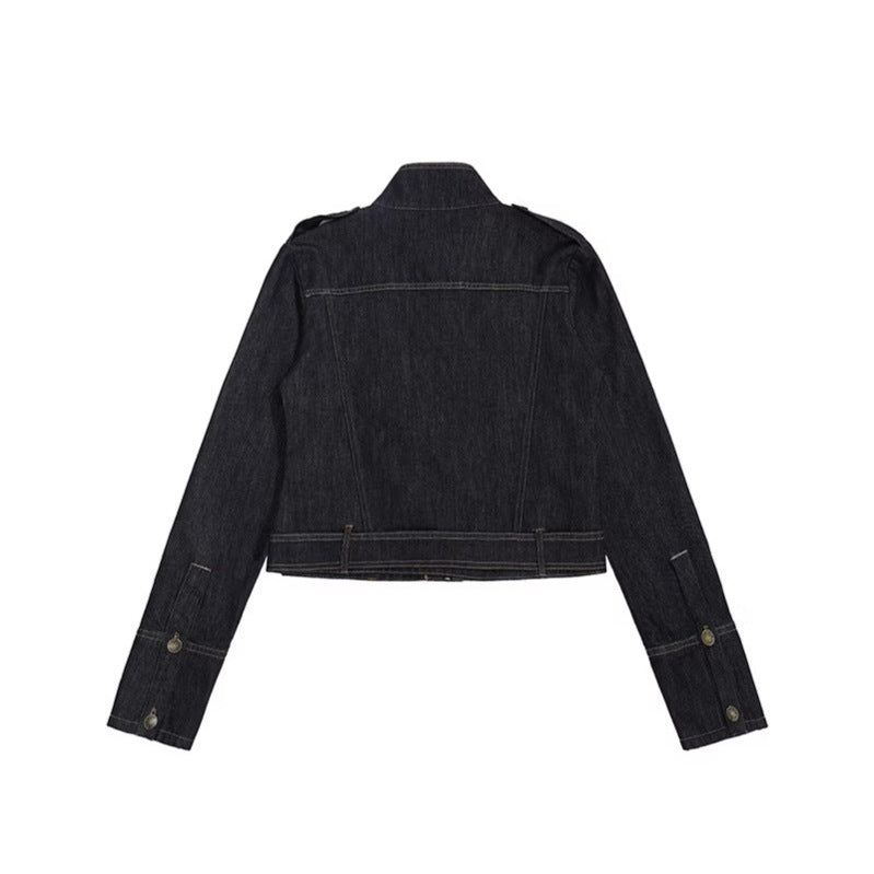 Damen taillierte Jeansjacke mit hohem Stehkragen, Taillengürtel und Schulterpatten Nord Taschen