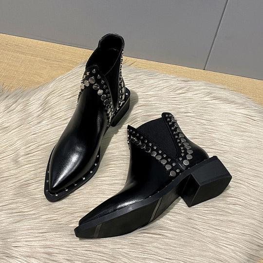 Damen Western-inspirierte Kurzschaft-Ankle-Boots mit spitzer Zehenpartie und Nietenbesatz Nord Taschen