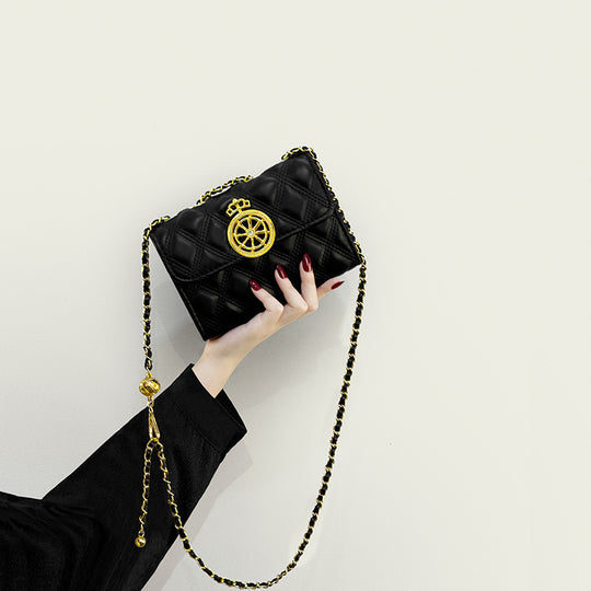 Damen Clutch-Tasche mit luxuriösem Kettenriemen und eleganter Steppung Nord Taschen