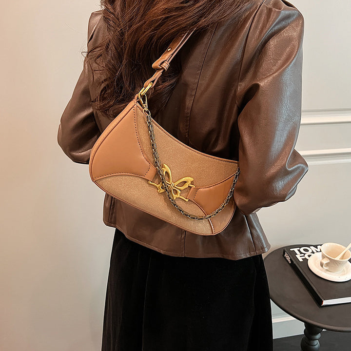 Damen Umhängetasche mit eleganter Kettenverzierung | Nord Taschen