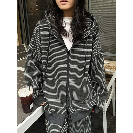 Damen Oversize Kapuzenjacke mit Reißverschluss und feinem Streifenmuster Nord Taschen