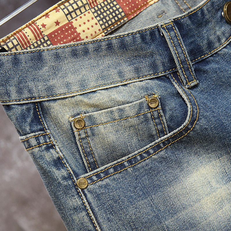 Herren Destroyed Denim-Shorts mit stylischen Rissen und Vintage-Details