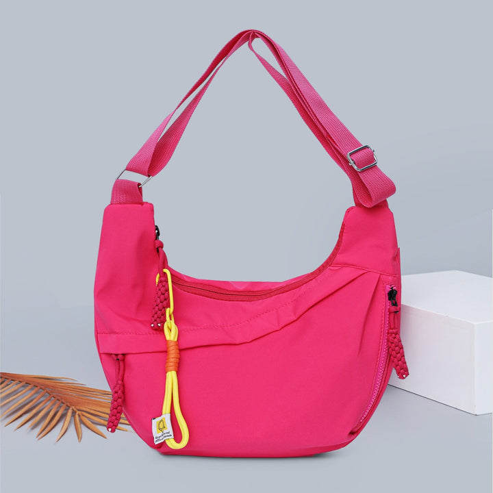 Damen praktische Schultertasche mit stylischem Reißverschluss Nord Taschen