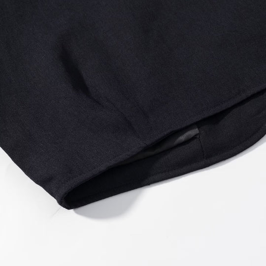 Damen Kurzblazer ohne Kragen mit Rundhalsausschnitt, Zierknopf‑Verschluss und paspelierten Taschen Nord Taschen