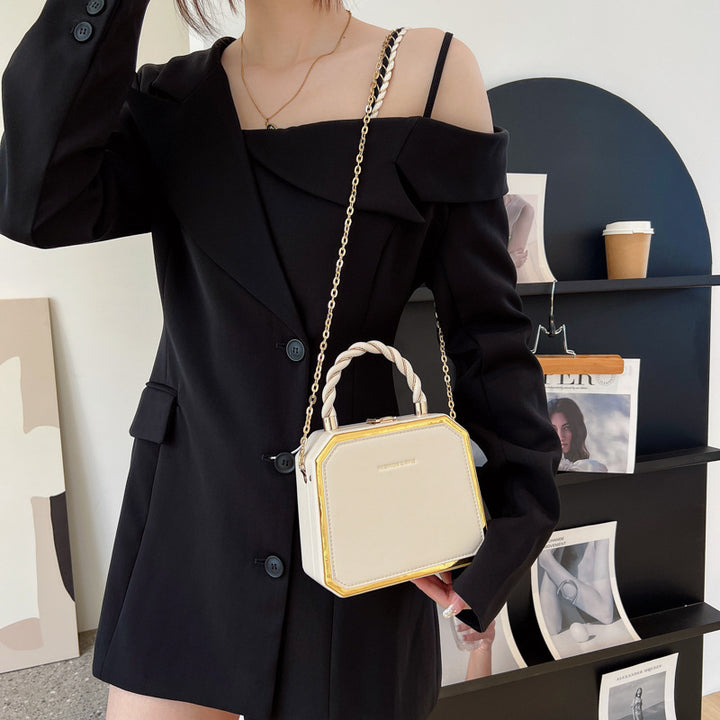 Damen elegante Box-Handtasche mit Kettenriemen Nord Taschen