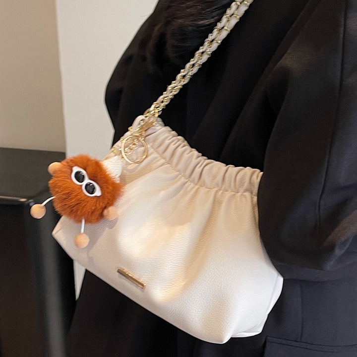 Damen Beuteltasche mit elegantem Faltendesign und charmanten Details Nord Taschen