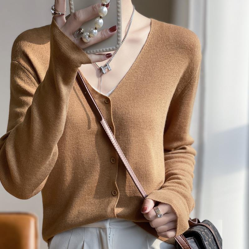 Damen Leichter V‑Ausschnitt‑Cardigan mit kastiger Silhouette und Kaschmir‑Optik Nord Taschen
