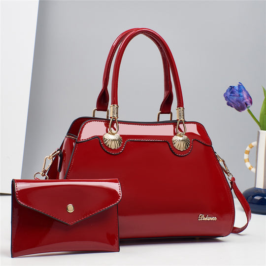Damen Handtasche mit eleganten Goldakzenten und abnehmbarer Mini-Clutch Nord Taschen