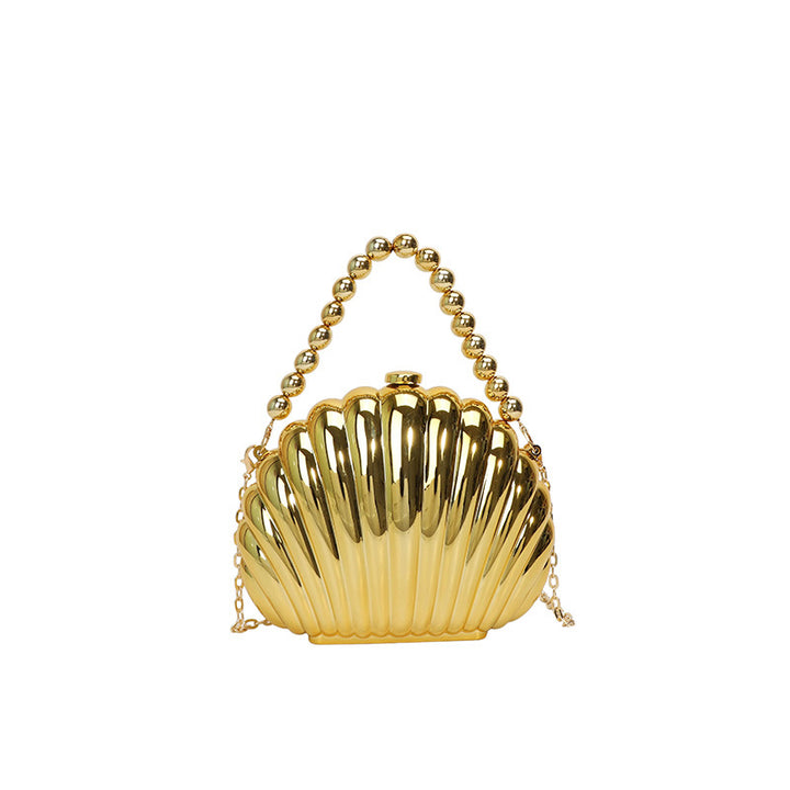 Damen Clutch im Muschel-Design mit stilvollem Kettenriemen Nord Taschen