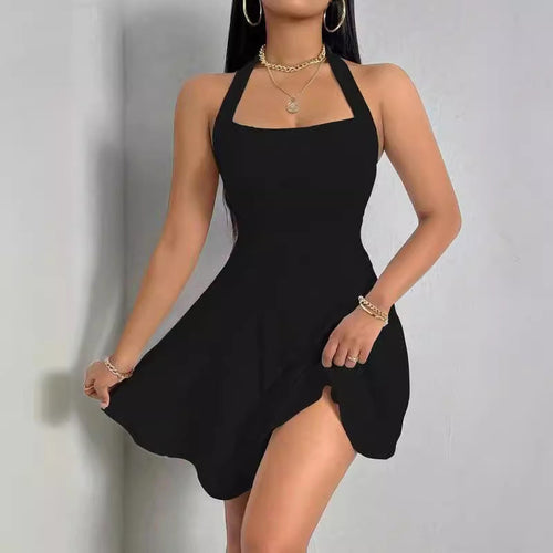 Damen Sommerliches Neckholder Kleid mit fließendem Saum