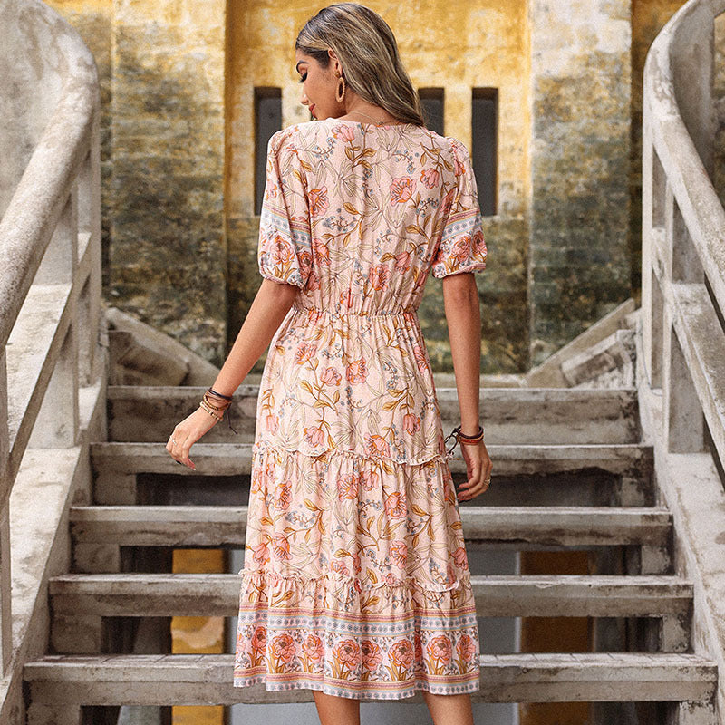 Damen Elegantes Midi-Kleid mit floralem Design Nord Taschen