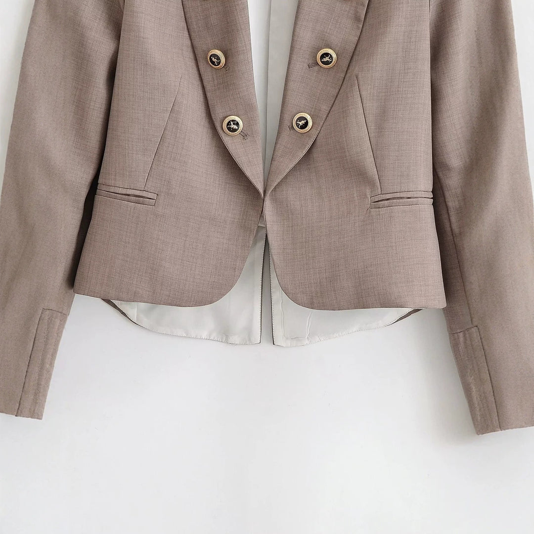 Damen Kurzblazer mit taillierter Silhouette und dekorativer Doppelreihe Zierknöpfe Nord Taschen