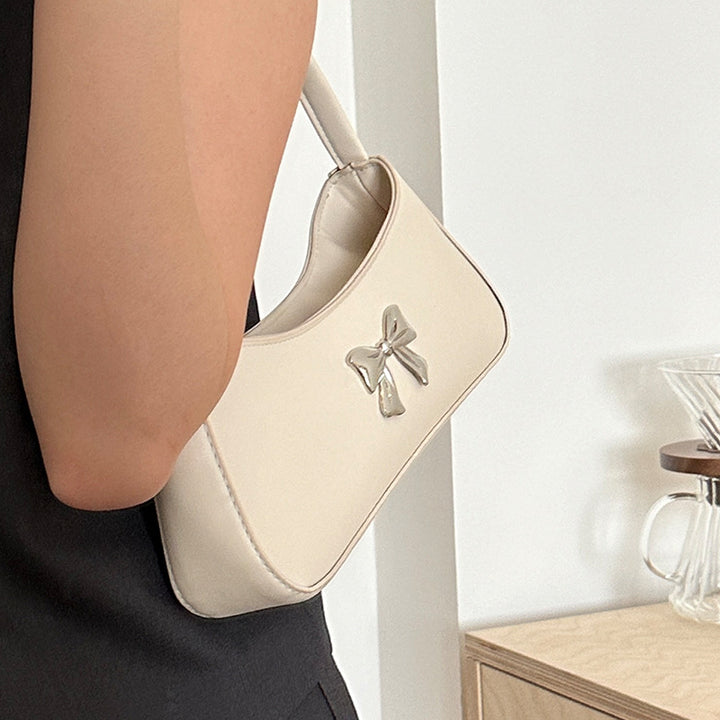 Damen Umhängetasche mit funkelndem Schleifendetail Nord Taschen