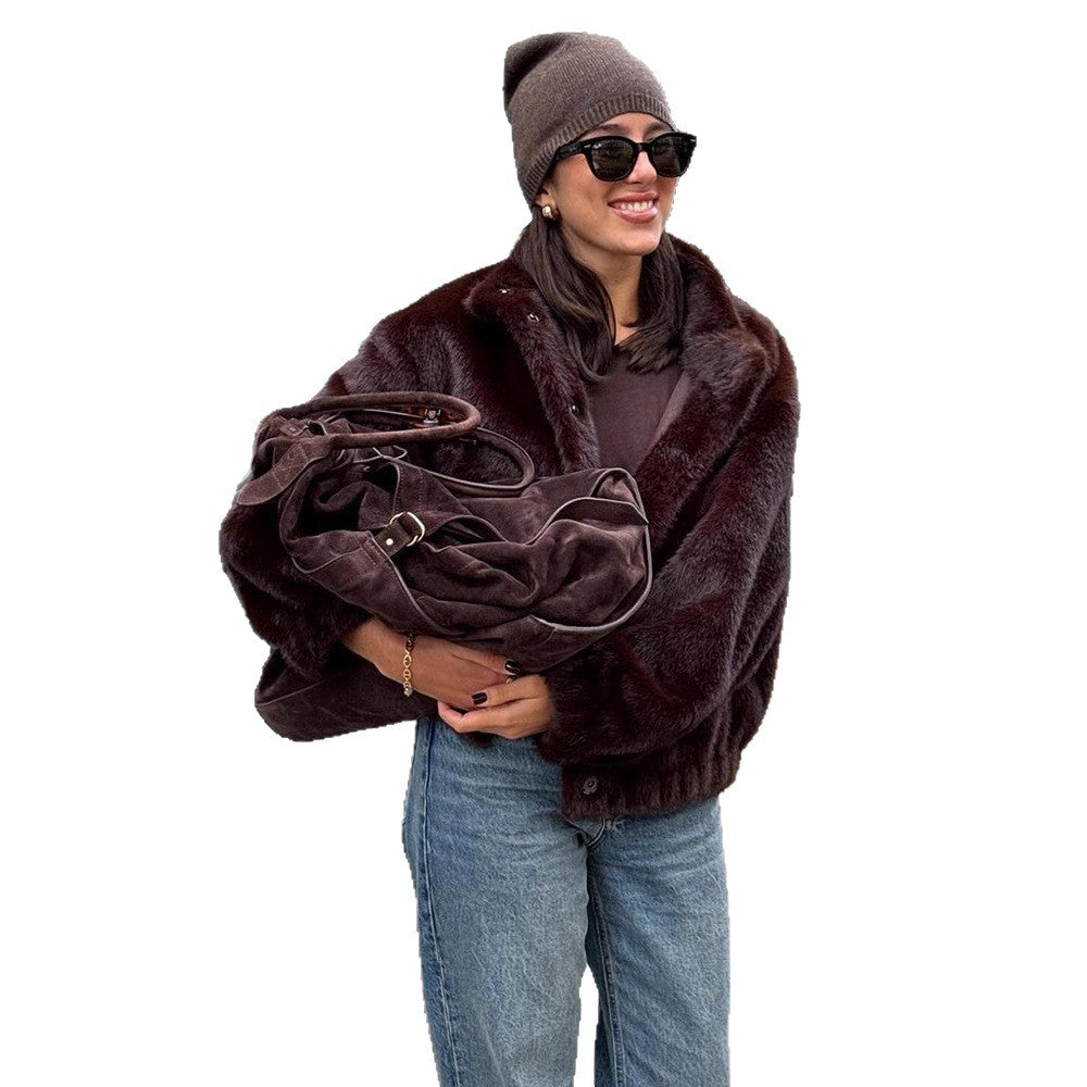 Damen Kurzjacke im Teddy‑Fauxfur mit Boxy‑Silhouette und aufgesetzter Tasche Nord Taschen