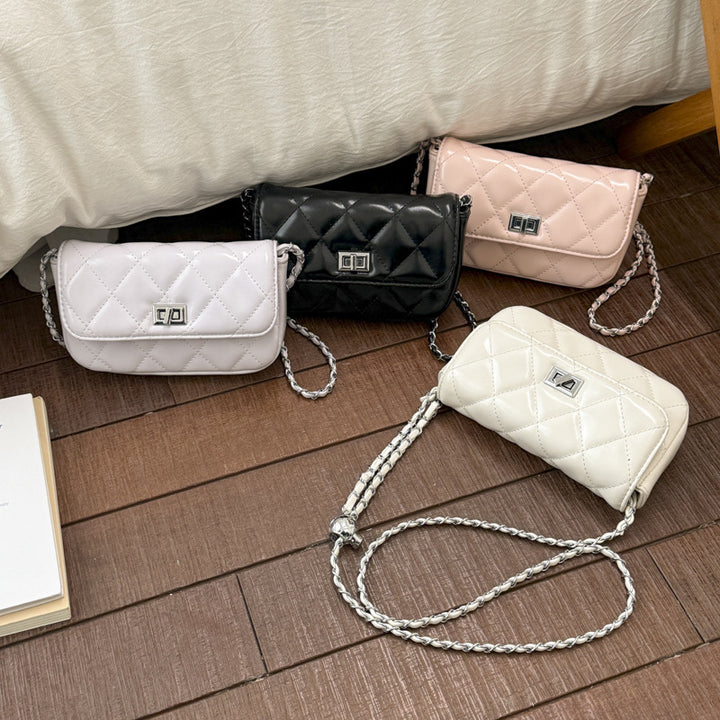 Damen elegante Clutch-Tasche mit luxuriösem Kettenriemen und strukturierter Steppung Nord Taschen