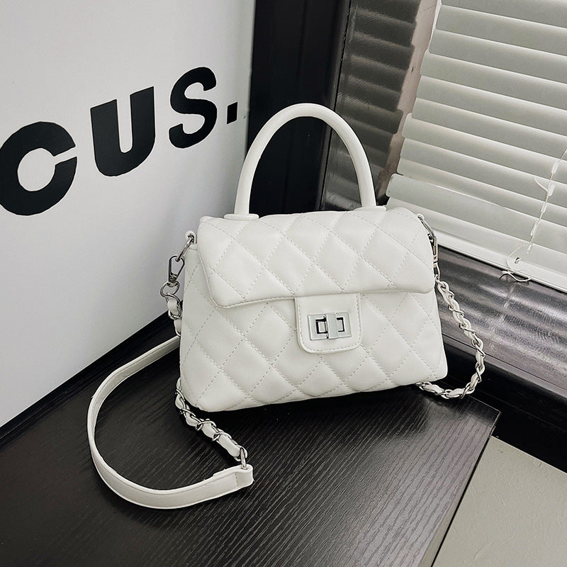 Damen elegante Handtasche mit stilvollem Steppmuster Nord Taschen