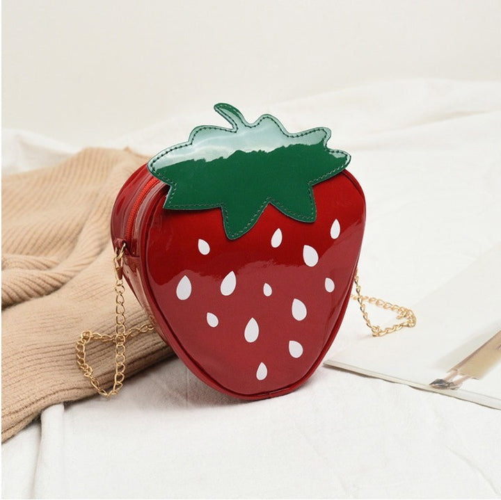 Damen Clutch im fruchtigen Erdbeerdesign Nord Taschen