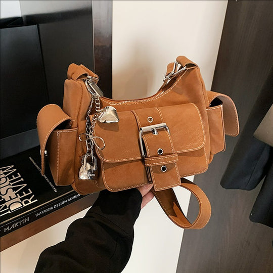 Damen Umhängetasche im modernen Design mit praktischen Fächern Nord Taschen