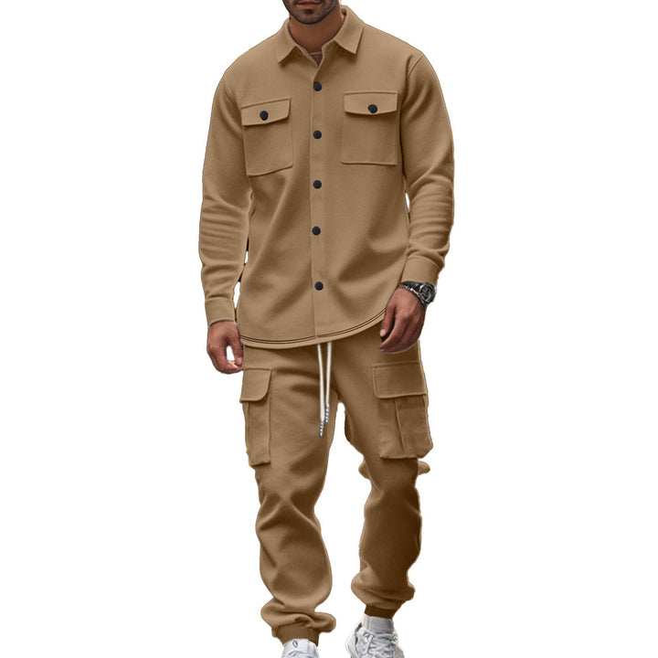 Herren Cargo-Set mit lässigen Hemd und elastischen Hosen