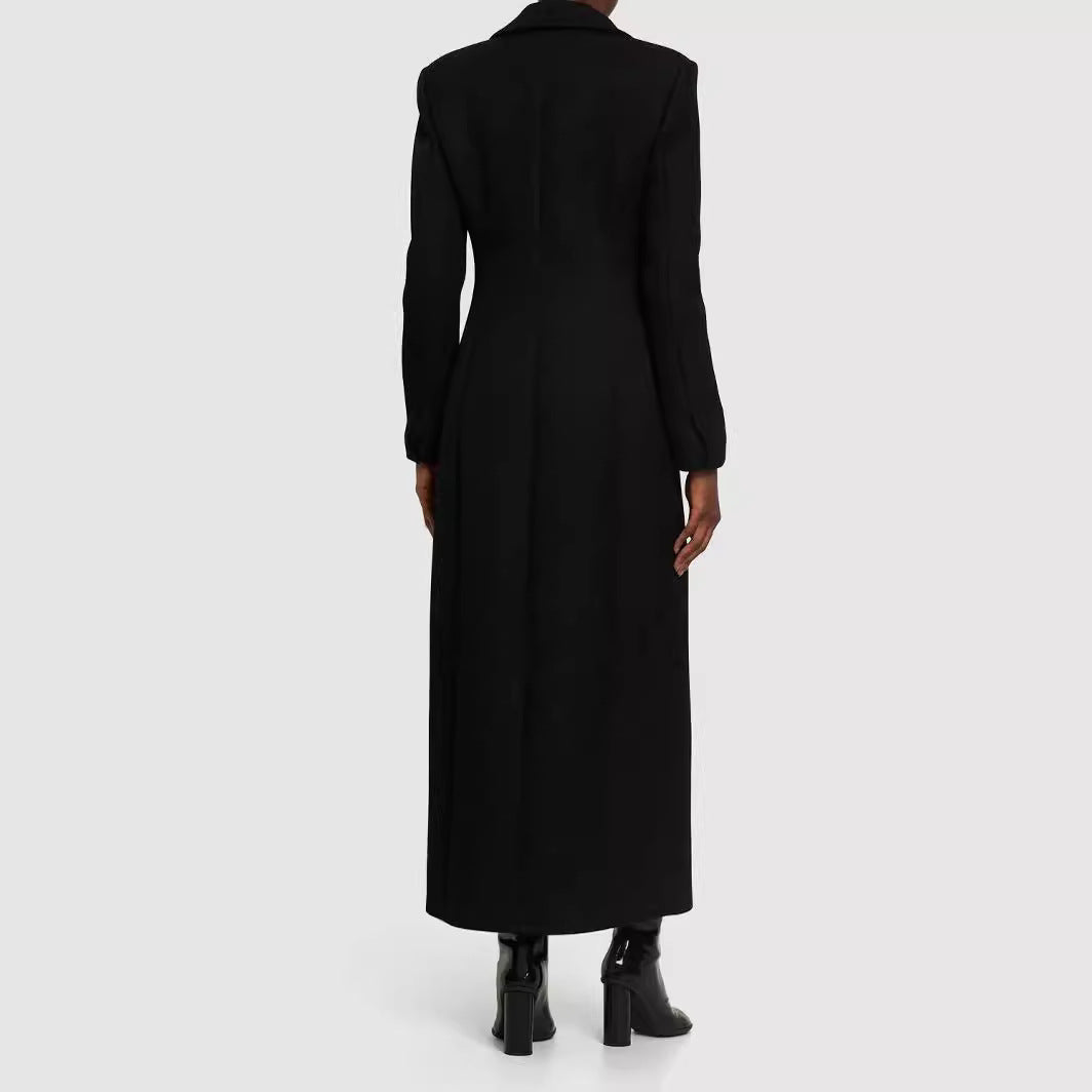 Damen Taillierter Longline-Mantel mit Reverskragen und Einreiher-Schnitt Nord Taschen