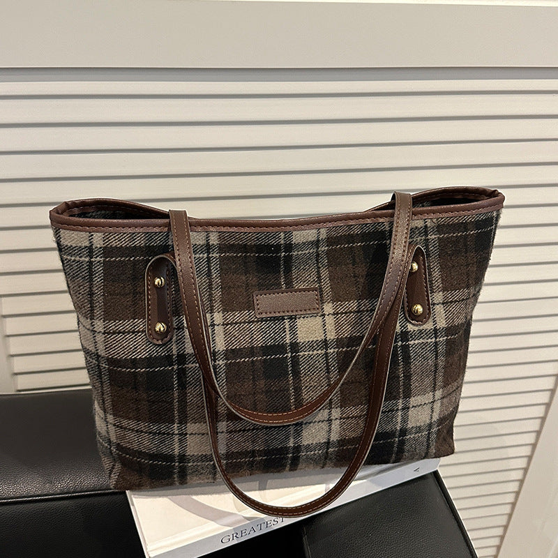 Damen Einkaufstasche mit modernem Karomuster Nord Taschen
