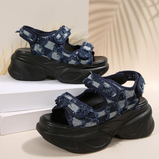 Damen Plateau-Sandalen mit verziertem Riemen und komfortabler Sohle Nord Taschen