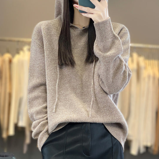 Damen weicher Feinstrick‑Kapuzensweater mit melierter Struktur und gerippten Bündchen Nord Taschen