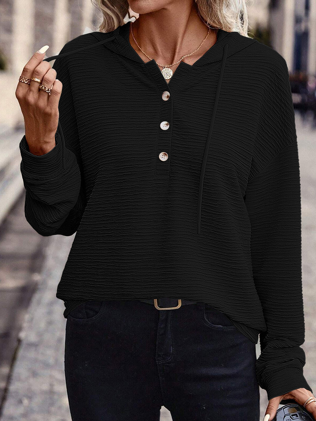 Damen Texturierter Kapuzen-Henleypullover mit Knopfleiste Nord Taschen