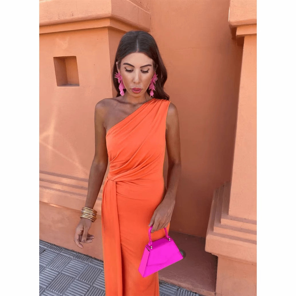 Damen Maxikleid mit asymmetrischem Ärmeldesign und eleganter Drapierung
