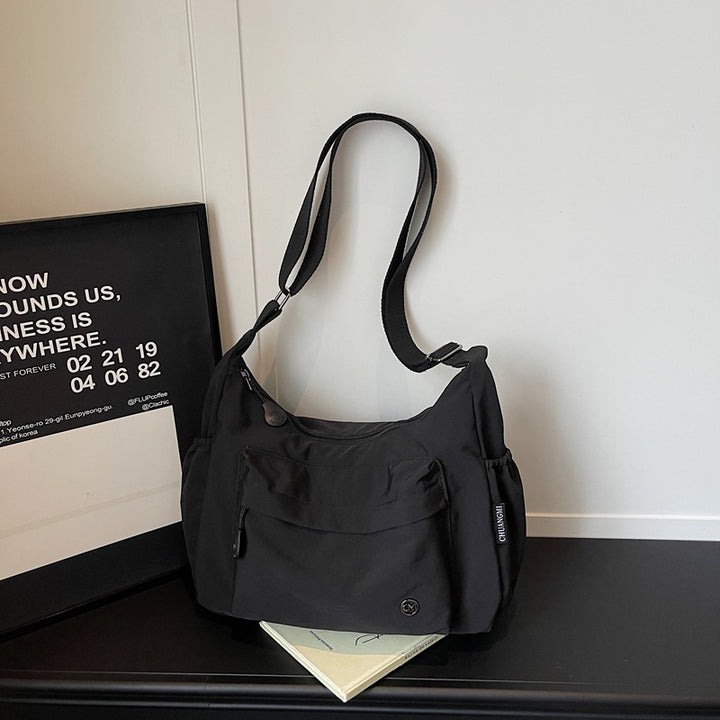 Damen Umhängetasche mit praktischen Fächern Nord Taschen
