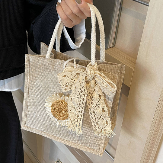 Damen Tragetasche mit floralem Dekor und handgefertigten Details Nord Taschen