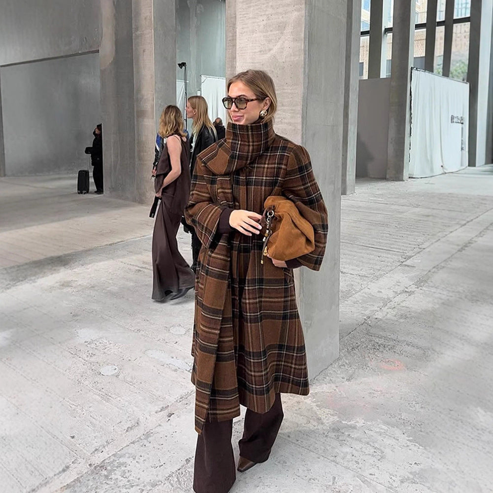 Damen Langmantel im Karo-Look aus Wollmix mit überlangem Stehkragen und Glockenärmeln Nord Taschen